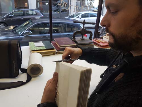 livre-cousu-main-reliure-geneve-suisse