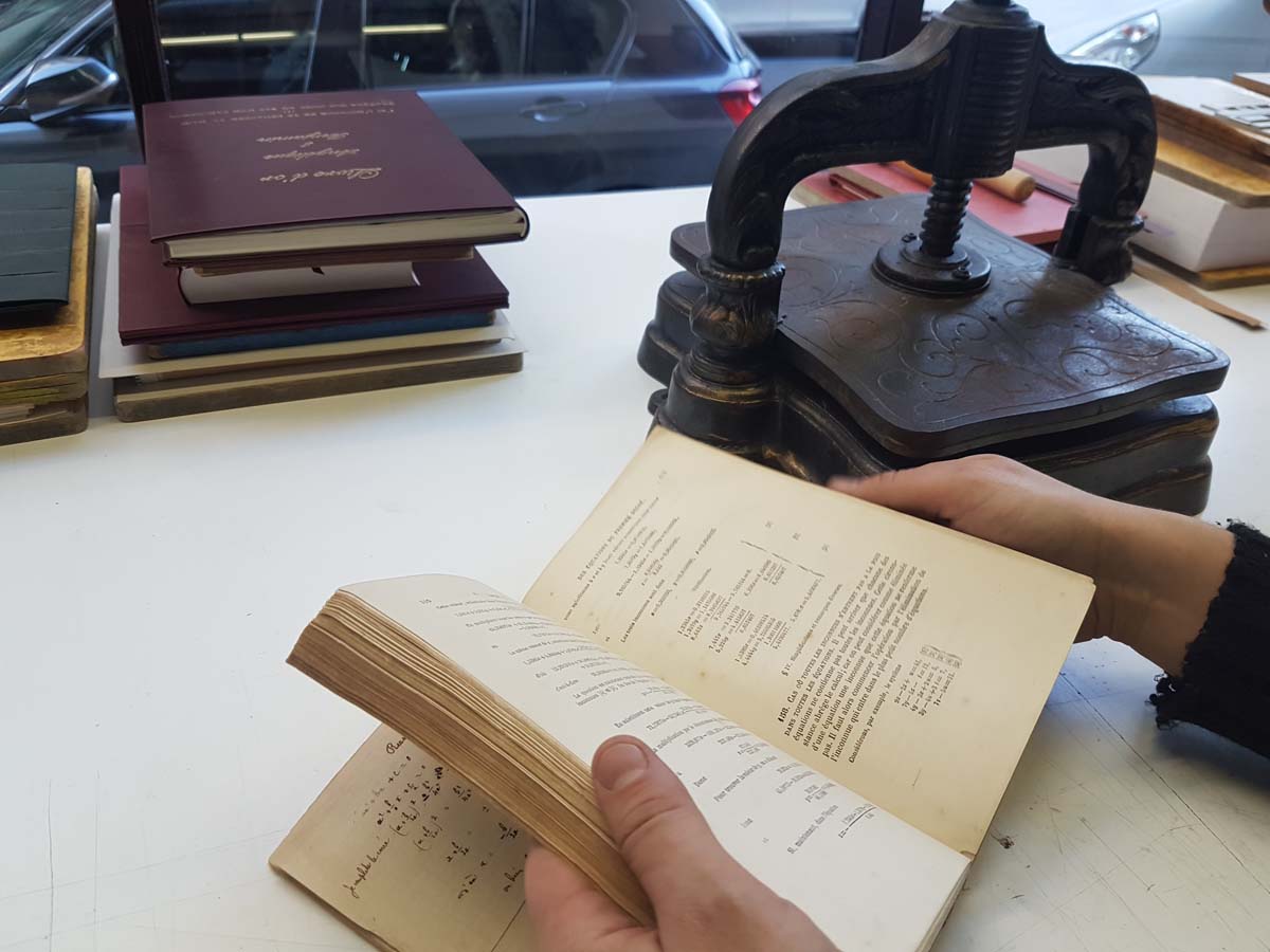livres-anciens-atelier-reliure-relieur-geneve-suisse