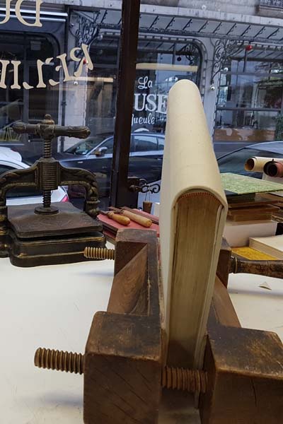 reliure-ancienne-atelier-reliure-relieur-geneve